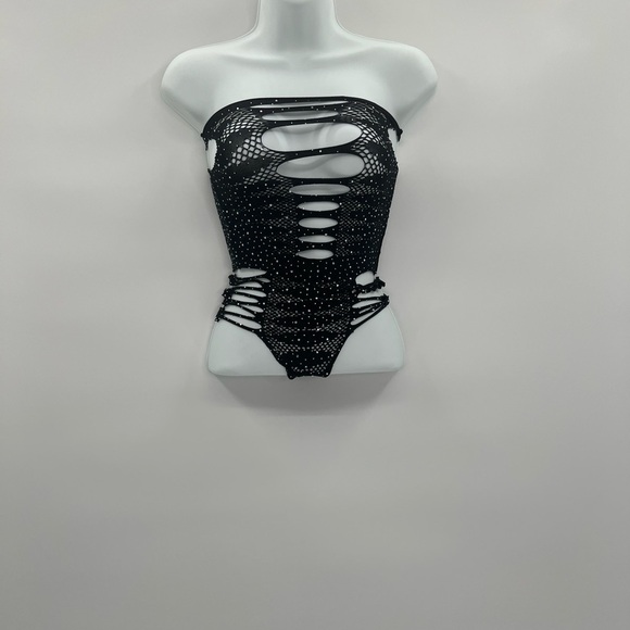 Stylish Black Bodysuit with Cutout Design - NWOT - Picture 1 of 4